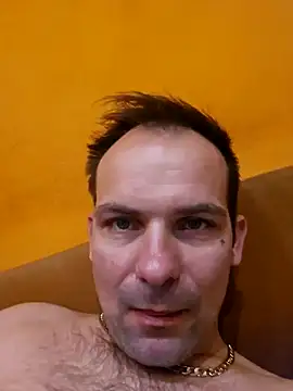 Snapshot of Tonojenej chatting on February 7, 2025, 6:02 pm Tonojenej online show from February 7, 2025, 6:02 pm