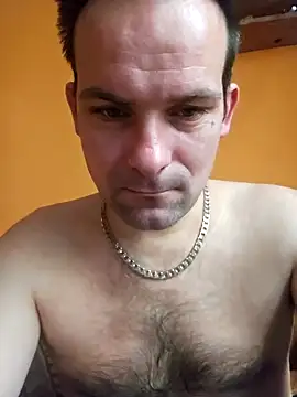 Snapshot of Tonojenej chatting on February 8, 2025, 9:03 am Tonojenej online show from February 8, 2025, 9:03 am