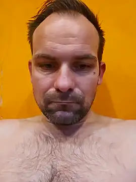 Snapshot of Tonojenej chatting on February 4, 2025, 3:04 pm Tonojenej online show from February 4, 2025, 3:04 pm