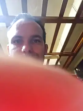 Snapshot of Tonojenej chatting on February 6, 2025, 5:51 pm Tonojenej online show from February 6, 2025, 5:51 pm