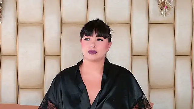 Alexa Miss online show from December 15, 2025, 8:03 pm