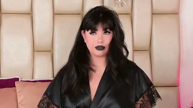 Alexa Miss online show from November 28, 2025, 7:36 pm