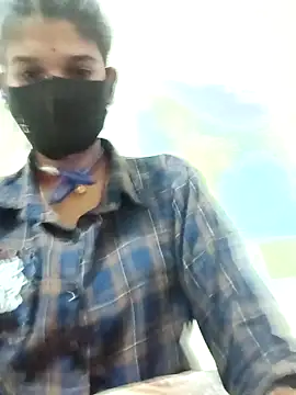 Snapshot of Cutpayal chatting on January 3, 2025, 12:43 am Cutpayal online show from January 3, 2025, 12:43 am