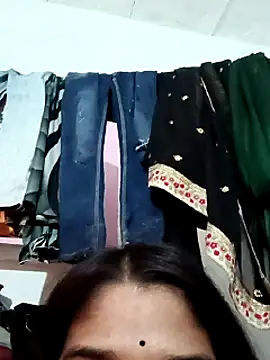 Snapshot of Cutpayal chatting on December 26, 2024, 2:05 pm Cutpayal online show from December 26, 2024, 2:05 pm