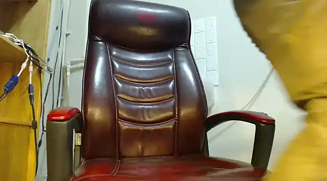 Snapshot of hardbigcock16 chatting on January 20, 2025, 6:42 am hardbigcock16 online show from January 20, 2025, 6:42 am