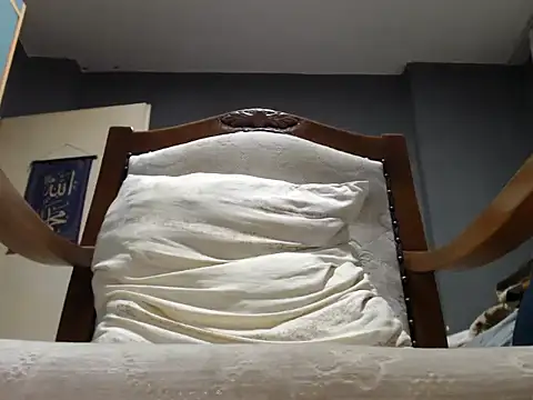 hardbigcock16 online show from February 27, 2026, 7:35 pm