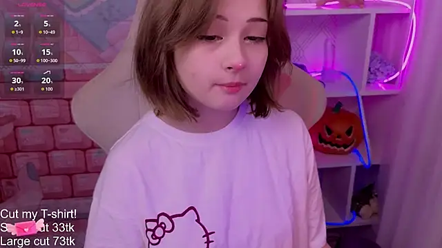 Mary uw online show from October 15, 2025, 4:44 am