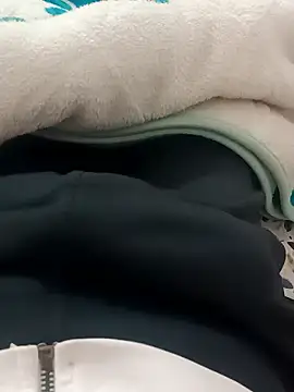 zazaza12ratyuijgg online show from January 12, 2026, 2:35 pm