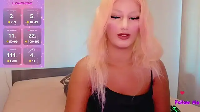 Snapshot of rosebelle11111 chatting on June 19, 2026, 6:08 am rosebelle11111 online show from June 19, 2026, 6:08 am