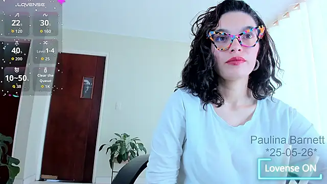 paulinabarnett- online show from May 25, 2026, 4:06 pm
