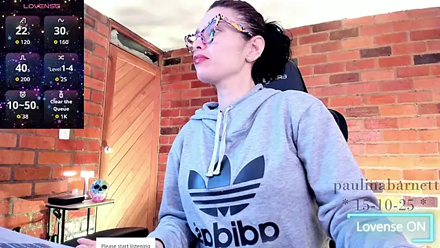 Snapshot of paulinabarnett- chatting on October 16, 2025, 2:53 am paulinabarnett- online show from October 16, 2025, 2:53 am