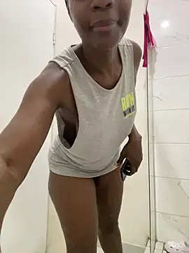 Snapshot of Cocowett chatting on March 2, 2026, 7:15 am Cocowett online show from March 2, 2026, 7:15 am