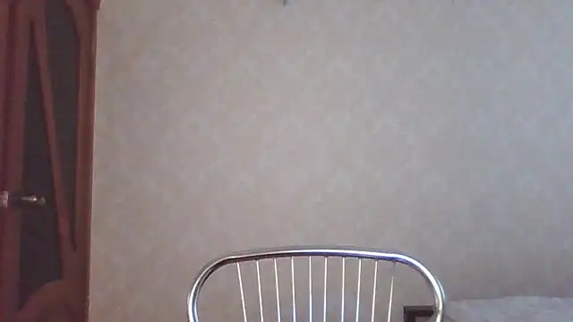 Snapshot of Kashtanka_ chatting on May 15, 2026, 6:33 am Kashtanka online show from May 15, 2026, 6:33 am