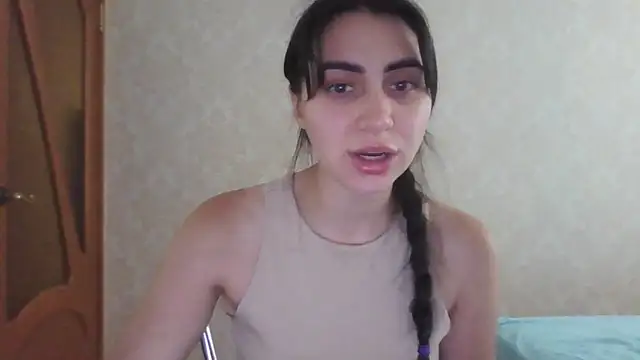 Snapshot of Kashtanka_ chatting on July 20, 2026, 4:42 am Kashtanka online show from July 20, 2026, 4:42 am