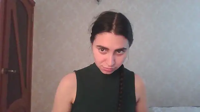 Snapshot of Kashtanka_ chatting on May 7, 2026, 9:56 am Kashtanka online show from May 7, 2026, 9:56 am