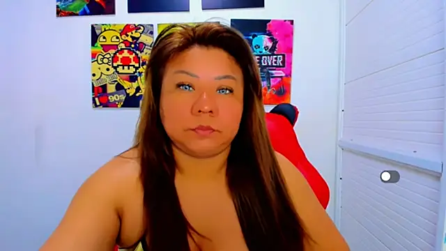 Snapshot of victoria_love89 chatting on February 15, 2026, 2:12 am victoria love89 online show from February 15, 2026, 2:12 am