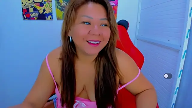 Snapshot of victoria_love89 chatting on February 20, 2026, 6:48 am victoria love89 online show from February 20, 2026, 6:48 am