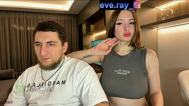 Nihanna kiss online show from February 12, 2025, 9:33 pm