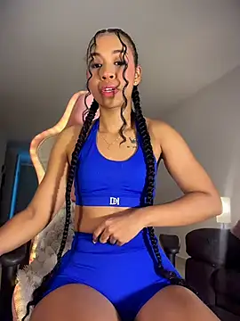 bella  honey online show from July 2, 2026, 12:55 am