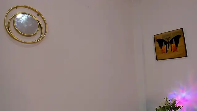 Snapshot of lilithTeen1_ chatting on November 29, 2025, 10:37 am lilithTeen1 online show from November 29, 2025, 10:37 am