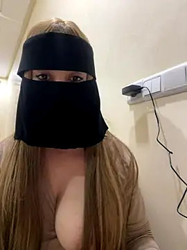 jijijoudia online show from November 11, 2025, 12:16 am