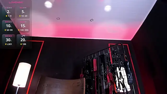 Carolina Arias online show from April 1, 2026, 8:06 pm