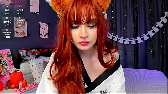  Jenny Miller  online show from October 26, 2025, 4:13 am