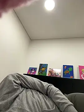 loren3124 online show from December 12, 2024, 7:19 am