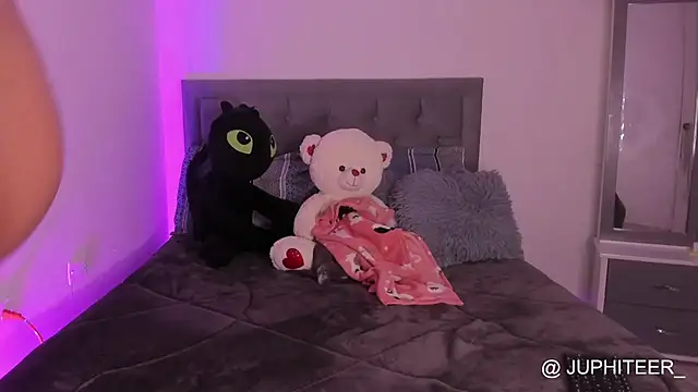 juphiteer online show from October 10, 2025, 12:50 pm