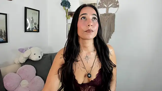 electra hunt online show from July 22, 2026, 1:18 am