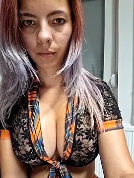 Snapshot of allinqueen chatting on October 14, 2025, 11:25 pm allinqueen online show from October 14, 2025, 11:25 pm