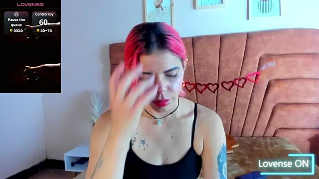NIKI SANTANA online show from February 14, 2025, 8:26 pm