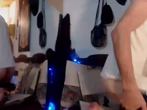 laye19 online show from October 15, 2025, 2:43 am