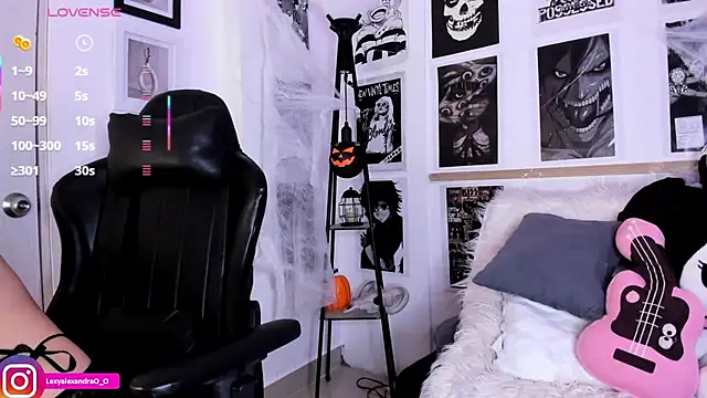 Lexyjoycce online show from October 16, 2025, 9:01 pm