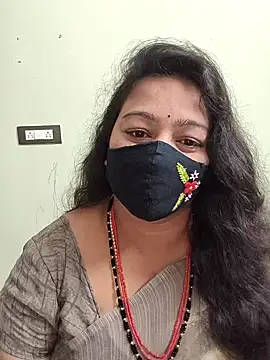 neelu-hoty online show from October 10, 2025, 11:22 am