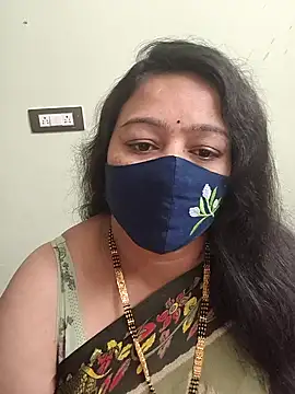 neelu-hoty online show from February 20, 2026, 8:38 am