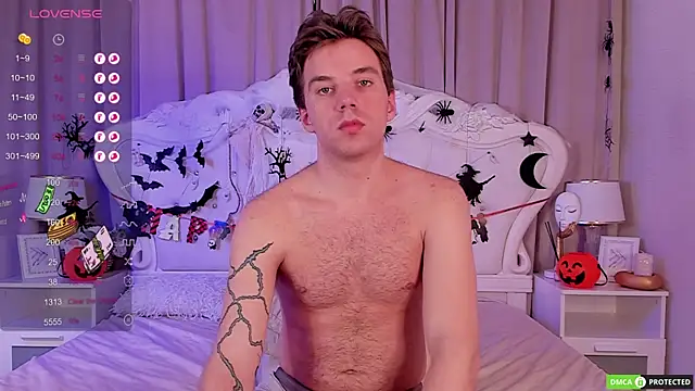 Snapshot of ArthurWhitee chatting on October 17, 2025, 3:14 pm ArthurWhitee online show from October 17, 2025, 3:14 pm