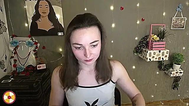  Barbie Kiss  online show from February 17, 2025, 5:34 pm