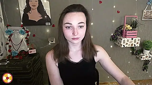  Barbie Kiss  online show from February 17, 2025, 2:28 pm