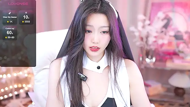 Snapshot of YINGTao-168 chatting on February 16, 2025, 6:32 am YINGTao-168 online show from February 16, 2025, 6:32 am