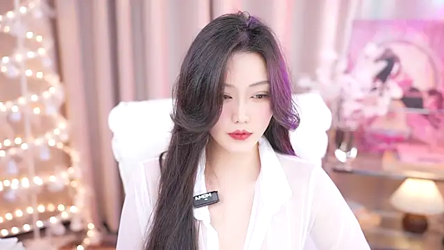 Snapshot of YINGTao-168 chatting on February 27, 2025, 1:38 pm YINGTao-168 online show from February 27, 2025, 1:38 pm