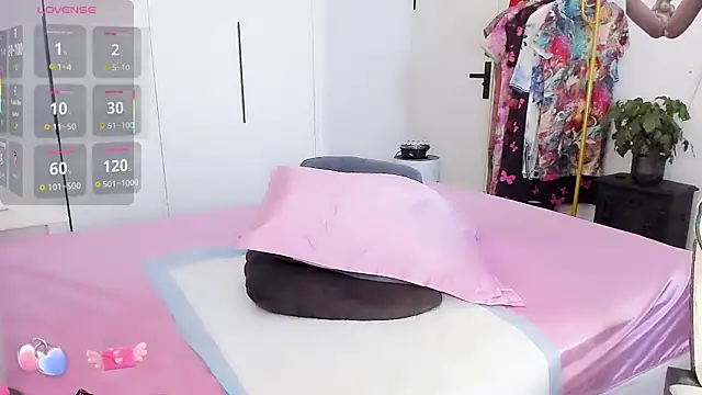 Snapshot of paopao-a chatting on October 9, 2025, 4:02 am paopao-a online show from October 9, 2025, 4:02 am