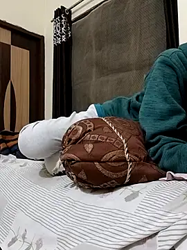 Chocolate stud10 online show from February 12, 2026, 6:29 pm