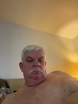 Snapshot of Silver1959 chatting on May 23, 2026, 9:58 pm Silver1959 online show from May 23, 2026, 9:58 pm