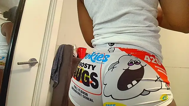 Naomiruty online show from October 29, 2025, 2:10 am