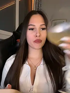 EricaWalls online show from March 21, 2026, 7:29 pm