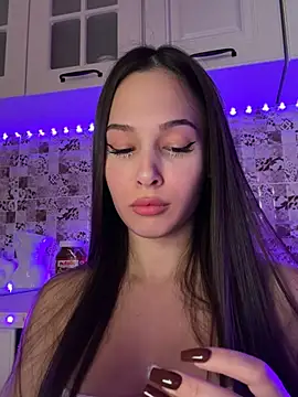 EricaWalls online show from January 28, 2025, 12:11 pm