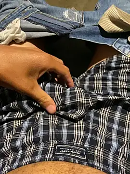 Snapshot of littybrowela12 chatting on November 18, 2025, 8:50 am littybrowela12 online show from November 18, 2025, 8:50 am