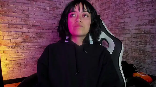 vanelope11 online show from September 14, 2025, 1:11 pm