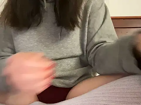 Snapshot of Sofiasbus chatting on February 20, 2025, 5:55 am Sofiasbus online show from February 20, 2025, 5:55 am